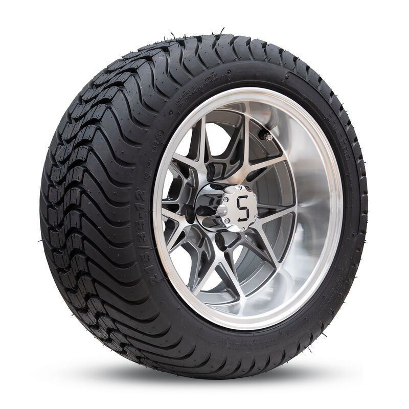 Les roues et les pneus de 12 pouces de chariot de golf sont assemblés avec des capuchons en S et des écrous en chrome adaptés aux chariots de golf Ezgo Yamaha